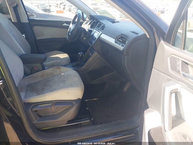2019 Volkswagen Tiguan 2.0t S მანქანა იყიდება აუქციონზე, vin: 3VV1B7AX5KM014142, აუქციონის ნომერი: 44833416