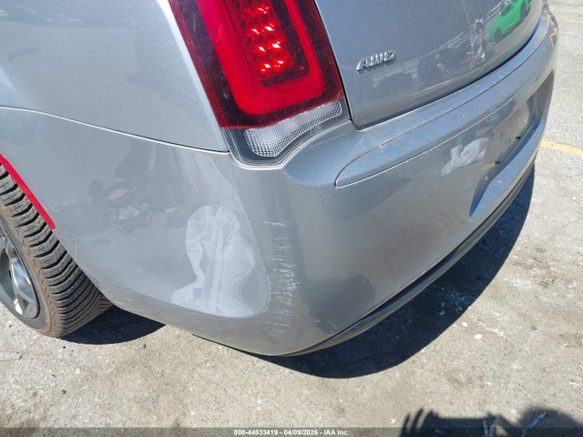 Aukcja sprzedaży 2016 Chrysler 300 300s, vin: 2C3CCAGG2GH225043, numer aukcji: 44833419