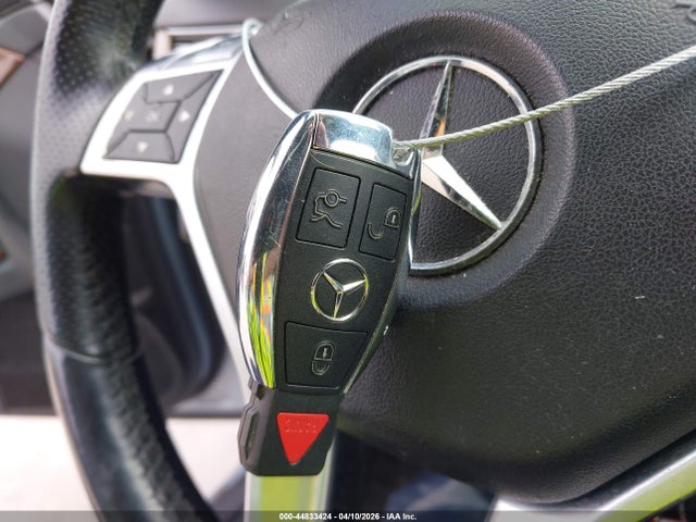 Продаж на аукціоні авто 2013 Mercedes-benz E 350, vin: WDDHF5KB8DA729270, номер лоту: 44833424