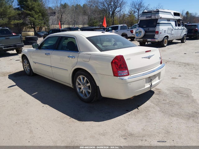 44833439 :رقم المزاد ، 2C3CA6CT5AH211408 vin ، 2010 Chrysler 300c Hemi مزاد بيع