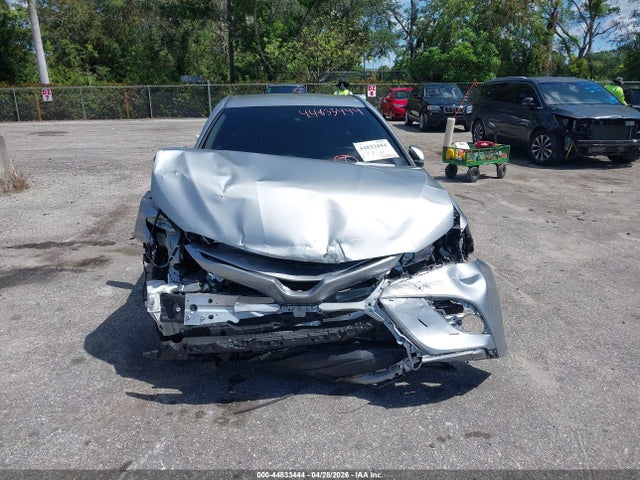 2021 Toyota Camry Se მანქანა იყიდება აუქციონზე, vin: 4T1T11AK6MU486615, აუქციონის ნომერი: 44833444