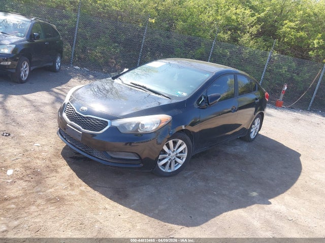 KIA FORTE LX 2015 KNAFX4A65F5414643 Image 2