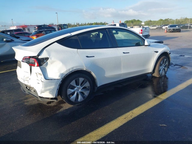 Продаж на аукціоні авто 2023 Tesla Model Y Awd/long Range Dual Motor All-wheel Drive, vin: 7SAYGDEE7PA149348, номер лоту: 44833467