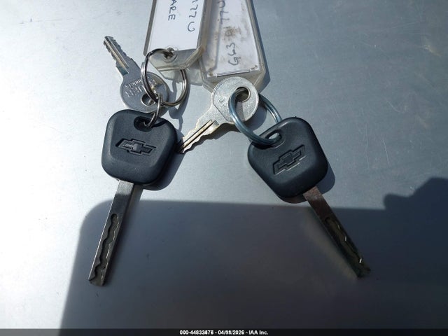 1GC1KUEG8HF176525 Chevrolet Silverado 2500hd Wt