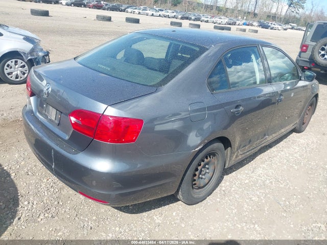 Продажа на аукционе авто 2014 Volkswagen Jetta 2.0l S, vin: 3VW2K7AJ7EM241056, номер лота: 44833484