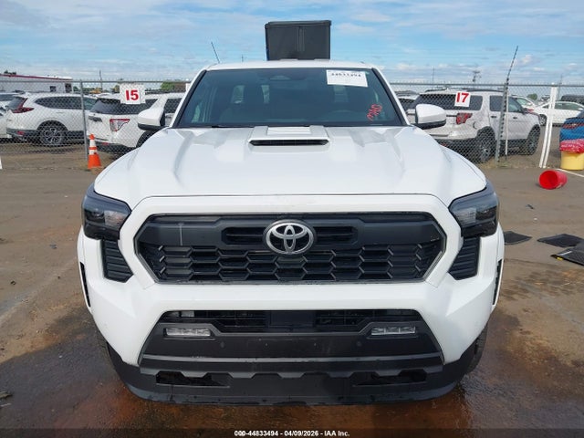 3TMLB5JN5SM158008 Toyota Tacoma Trd Sport
