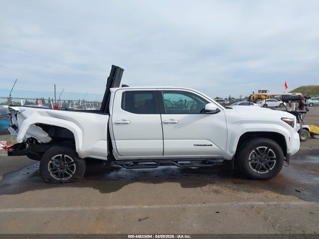 3TMLB5JN5SM158008 Toyota Tacoma Trd Sport