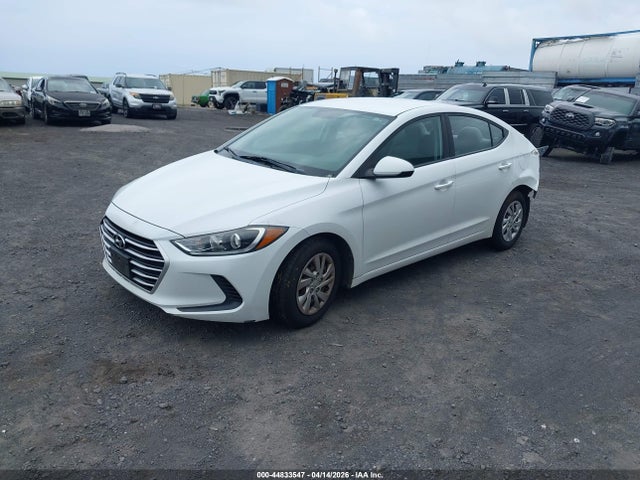 5NPD74LF1HH153120 Hyundai ELANTRA SE