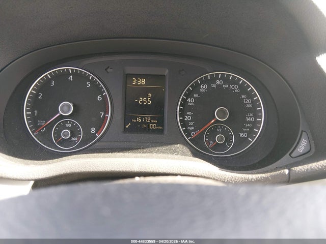 Продажа на аукционе авто 2015 Volkswagen Passat 1.8t Limited Edition, vin: 1VWAS7A38FC113702, номер лота: 44833559