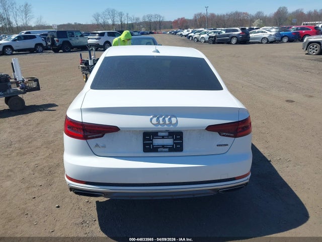 2019 Audi A4 45 Premium მანქანა იყიდება აუქციონზე, vin: WAUDNAF49KN005235, აუქციონის ნომერი: 44833565