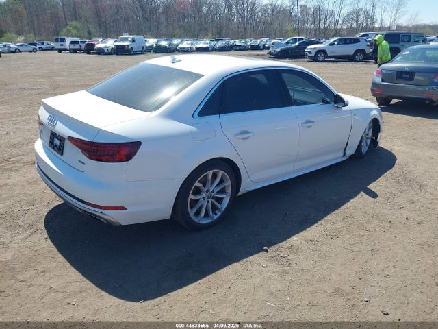 2019 Audi A4 45 Premium მანქანა იყიდება აუქციონზე, vin: WAUDNAF49KN005235, აუქციონის ნომერი: 44833565