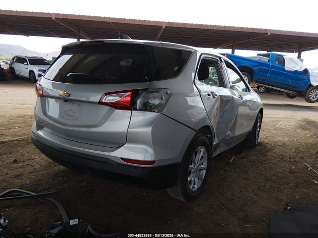 3GNAXHEV5KS581551 Chevrolet EQUINOX LS