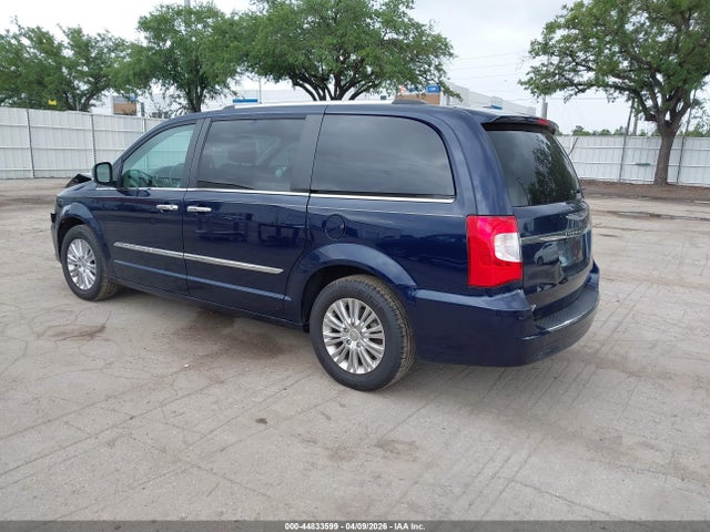 44833599 :رقم المزاد ، 2C4RC1GG7FR597251 vin ، 2015 Chrysler Town & Country Limited Platinum مزاد بيع