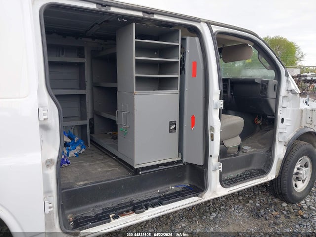 Aukcja sprzedaży 2019 Chevrolet Express 2500 Work Van, vin: 1GCWGAFPXK1332556, numer aukcji: 44833605