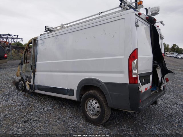 44833606 :رقم المزاد ، 3C6TRVAG4JE150298 vin ، 2018 Ram Promaster 1500 مزاد بيع