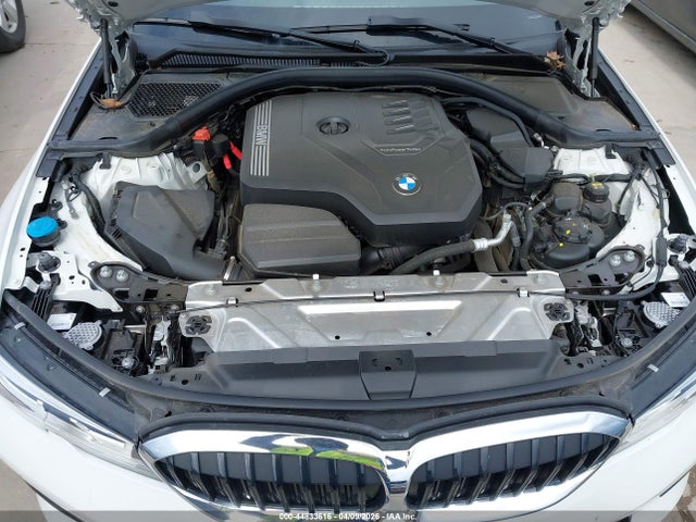 2022 Bmw 330i მანქანა იყიდება აუქციონზე, vin: 3MW5R1J04N8C33115, აუქციონის ნომერი: 44833616