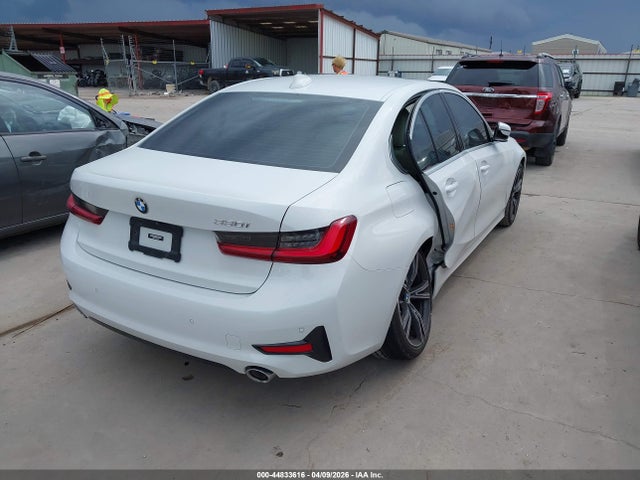 2022 Bmw 330i მანქანა იყიდება აუქციონზე, vin: 3MW5R1J04N8C33115, აუქციონის ნომერი: 44833616