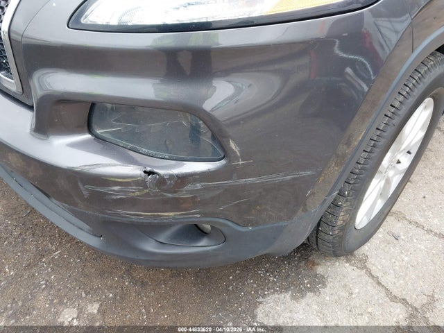 44833620 :رقم المزاد ، 1C4PJMCB2EW232670 vin ، 2014 Jeep Cherokee Latitude مزاد بيع