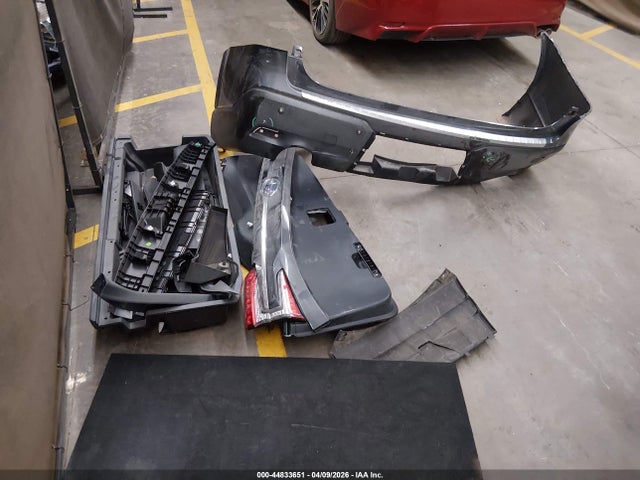 4S4WMAED1P3459073 Subaru Ascent Premium 7-passenger