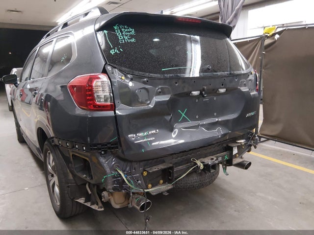 4S4WMAED1P3459073 Subaru Ascent Premium 7-passenger
