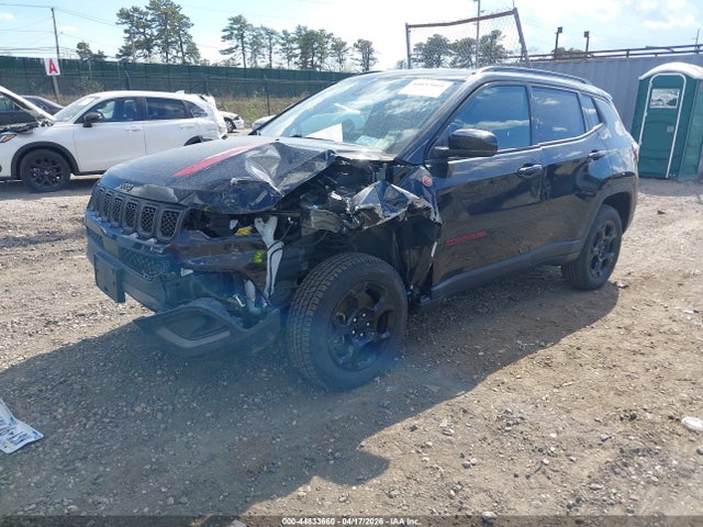 44833660 :رقم المزاد ، 3C4NJDDN9PT537513 vin ، 2023 Jeep Compass Trailhawk 4x4 مزاد بيع