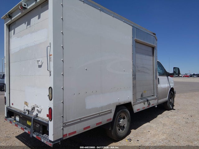 1GB0GRFP8J1333521 Chevrolet Express Cutaway Work Van