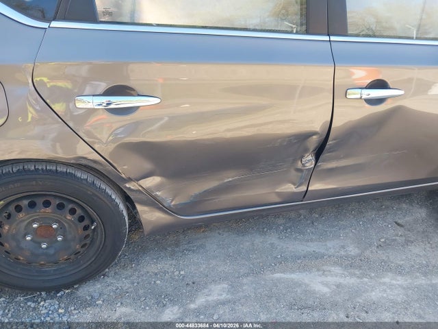 2015 Nissan Sentra Fe+ S/s/sl/sr/sv მანქანა იყიდება აუქციონზე, vin: 3N1AB7AP3FL648904, აუქციონის ნომერი: 44833684