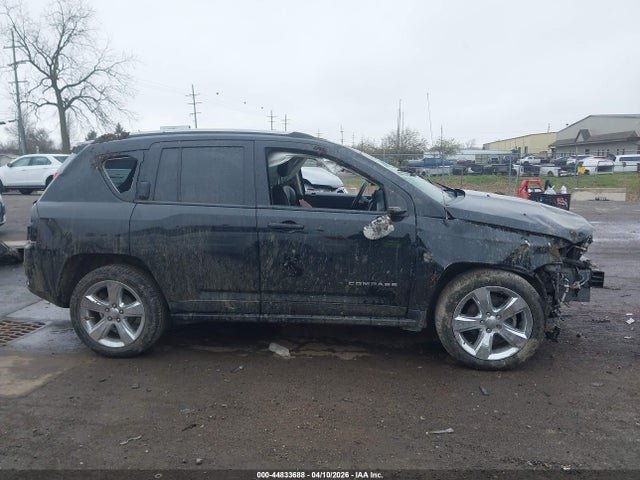 44833688 :رقم المزاد ، 1C4NJCEB4HD141365 vin ، 2017 Jeep Compass Latitude Fwd مزاد بيع