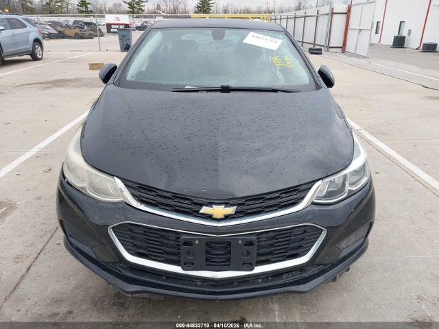 Chevrolet Cruze Ls Auto 2017 1G1BC5SM7H7200026 Image 12