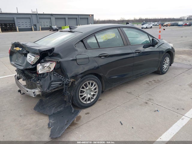 Chevrolet Cruze Ls Auto 2017 1G1BC5SM7H7200026 Image 4