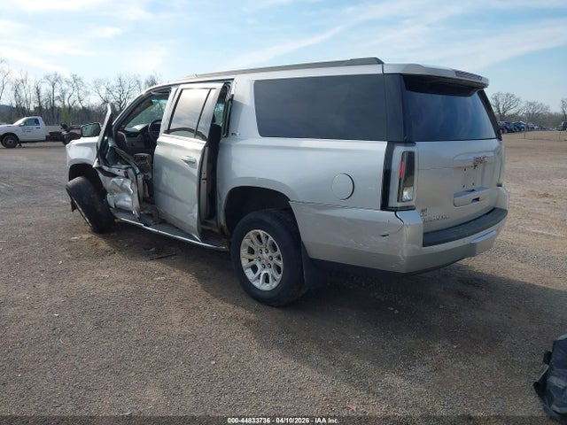 44833736 :رقم المزاد ، 1GKS1GKC8FR627351 vin ، 2015 Gmc Yukon Xl 1500 Sle مزاد بيع
