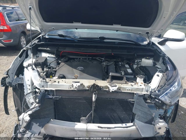 Toyota Highlander Xle 2020 5TDGZRBH2LS501632 Image 10