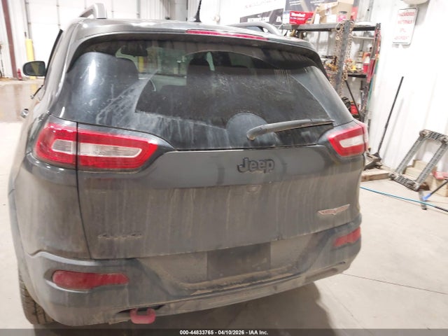 Продажа на аукционе авто 2015 Jeep Cherokee Trailhawk, vin: 1C4PJMBS7FW710505, номер лота: 44833765