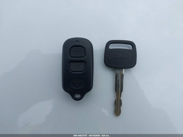 Aukcja sprzedaży 2001 Toyota Tundra Sr5 V8, vin: 5TBBT44131S156504, numer aukcji: 44833767