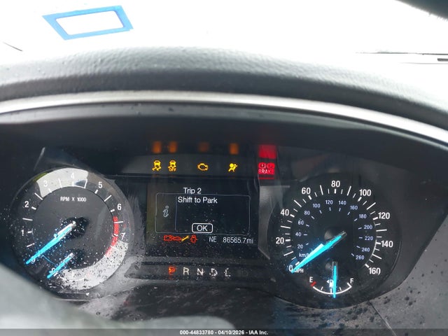 44833780 :رقم المزاد ، 3FA6P0H77HR368457 vin ، 2017 Ford Fusion Se مزاد بيع