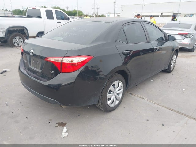 44833795 :رقم المزاد ، 5YFBURHE5JP782837 vin ، 2018 Toyota Corolla Le مزاد بيع