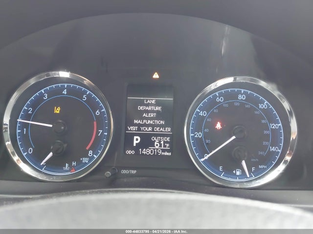 44833795 :رقم المزاد ، 5YFBURHE5JP782837 vin ، 2018 Toyota Corolla Le مزاد بيع