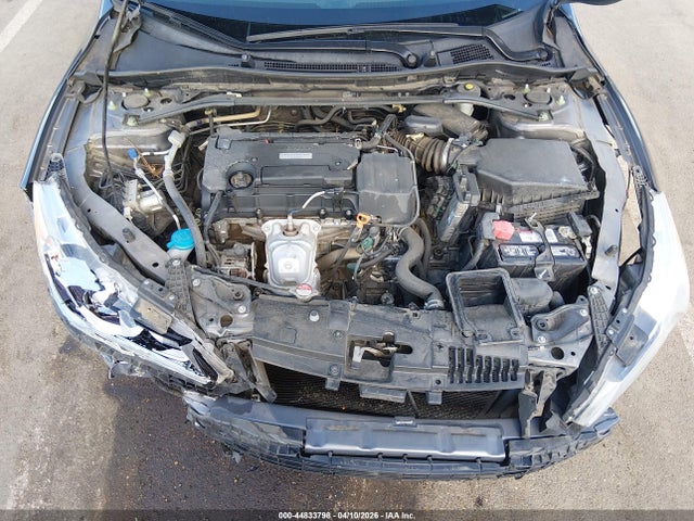 Продажа на аукционе авто 2017 Honda Accord Ex-l, vin: 1HGCR2F84HA055179, номер лота: 44833798