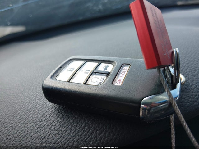 Продажа на аукционе авто 2017 Honda Accord Ex-l, vin: 1HGCR2F84HA055179, номер лота: 44833798