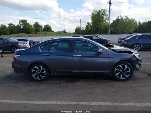 Продажа на аукционе авто 2017 Honda Accord Ex-l, vin: 1HGCR2F84HA055179, номер лота: 44833798
