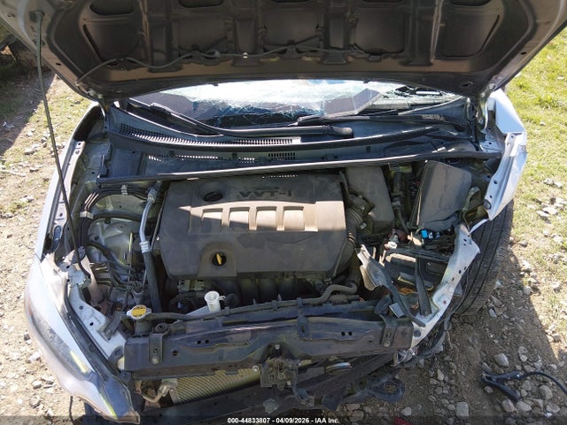 44833807 :رقم المزاد ، 5YFBURHE7GP465845 vin ، 2016 Toyota Corolla Le Plus مزاد بيع