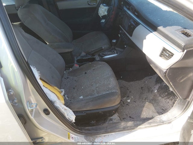 44833807 :رقم المزاد ، 5YFBURHE7GP465845 vin ، 2016 Toyota Corolla Le Plus مزاد بيع