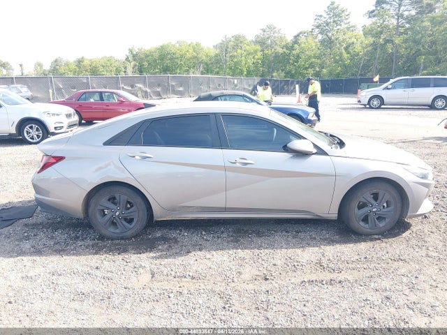 Продажа на аукционе авто 2022 Hyundai Elantra Sel, vin: KMHLM4AG0NU240830, номер лота: 44833847
