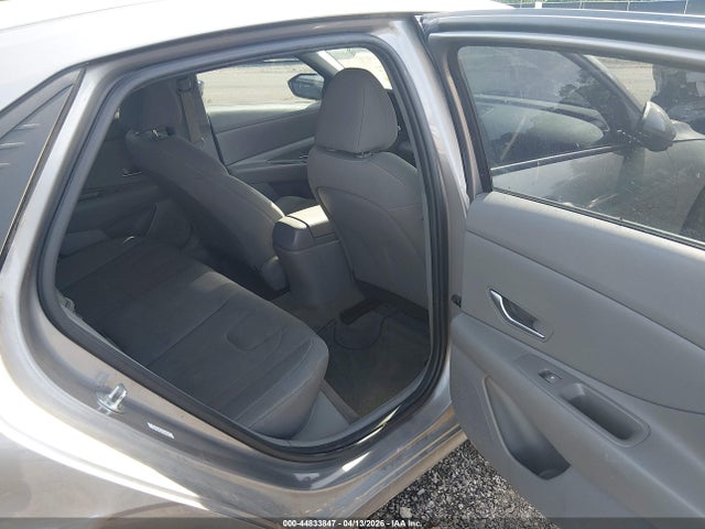 Продажа на аукционе авто 2022 Hyundai Elantra Sel, vin: KMHLM4AG0NU240830, номер лота: 44833847