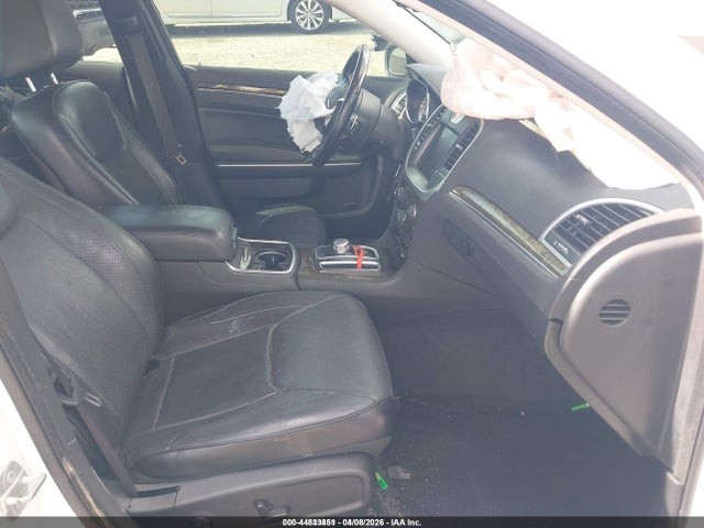 2015 CHRYSLER 300C 2C3CCAET8FH875879 Photo 4