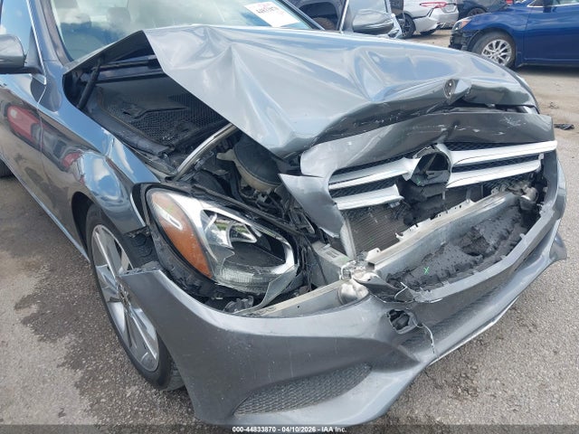 Продажа на аукционе авто 2017 Mercedes-benz C 300, vin: 55SWF4JBXHU230897, номер лота: 44833870