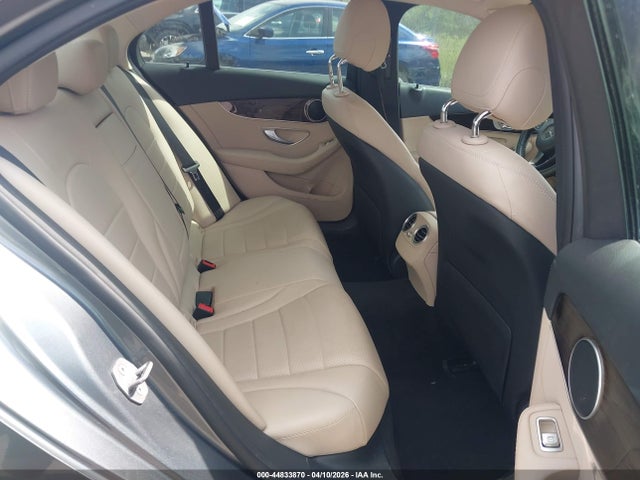 Продажа на аукционе авто 2017 Mercedes-benz C 300, vin: 55SWF4JBXHU230897, номер лота: 44833870