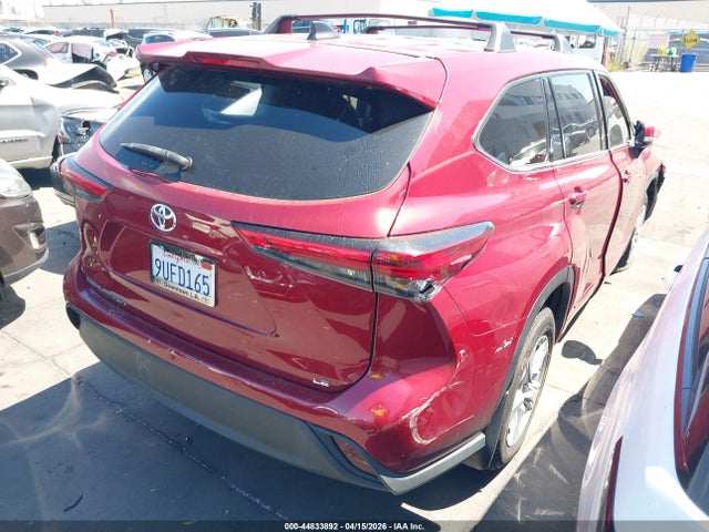 Toyota Highlander Le 2022 5TDZZRAH8NS140548 Image 4