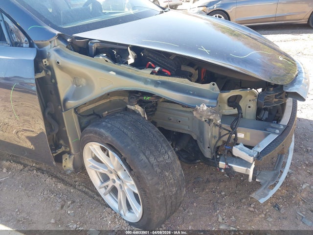 44833901 :رقم المزاد ، 7SAYGDEE7NA021818 vin ، 2022 Tesla Model Y Long Range Dual Motor All-wheel Drive مزاد بيع