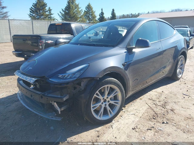 44833901 :رقم المزاد ، 7SAYGDEE7NA021818 vin ، 2022 Tesla Model Y Long Range Dual Motor All-wheel Drive مزاد بيع
